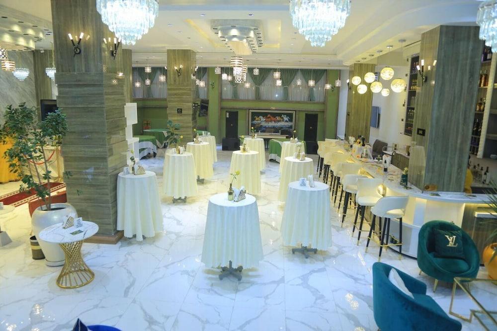 Cyan Hotel Addis Abeba Zewnętrze zdjęcie